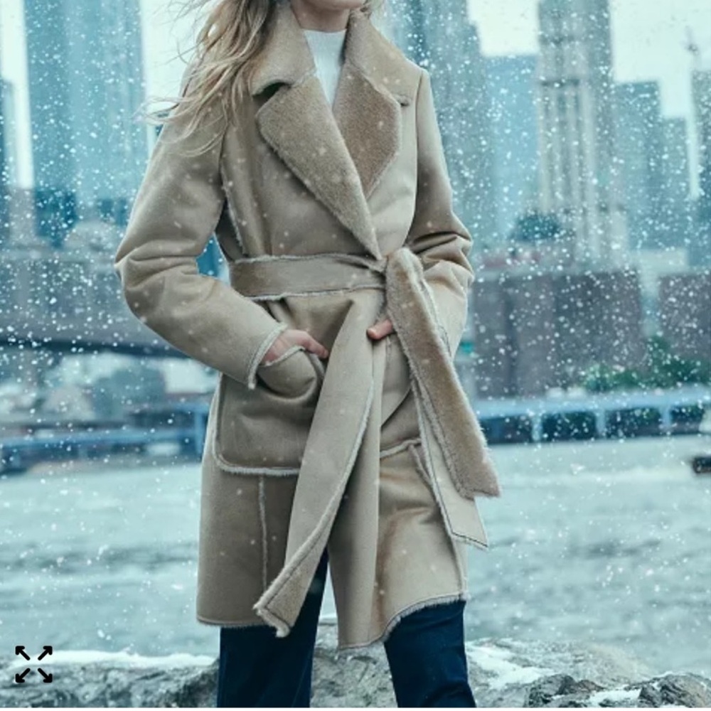 DKNY Camel Faux Fur Trim Coat like new